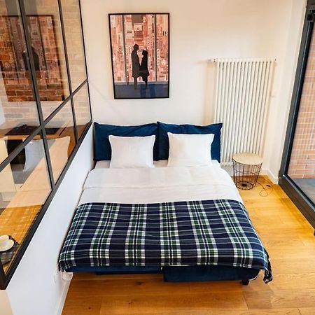 Chic Apartment In Historic Koneser Area Warszawa Eksteriør billede