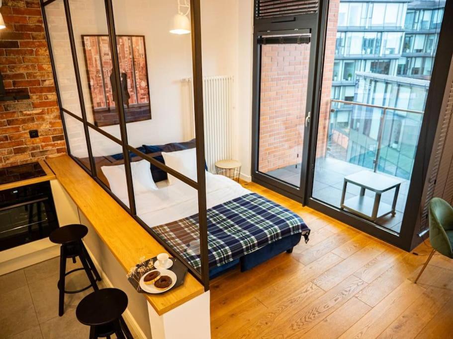 Chic Apartment In Historic Koneser Area Warszawa Eksteriør billede