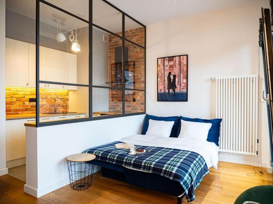 Chic Apartment In Historic Koneser Area Warszawa Eksteriør billede