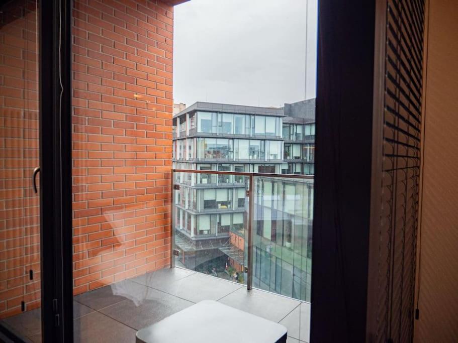 Chic Apartment In Historic Koneser Area Warszawa Eksteriør billede